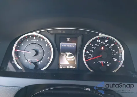 2016 Toyota Camry Se z USA, uszkodzony, nr VIN 4T1BF1FK5GU201428